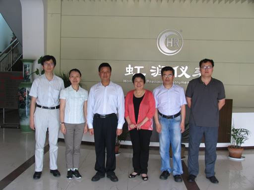 上海理工大學(xué)領(lǐng)導(dǎo)、教授一行考察虹潤(rùn)公司