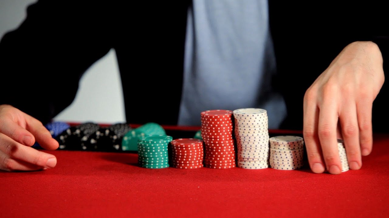 How to Stack Poker Chips | Poker Tutorials - YouTube